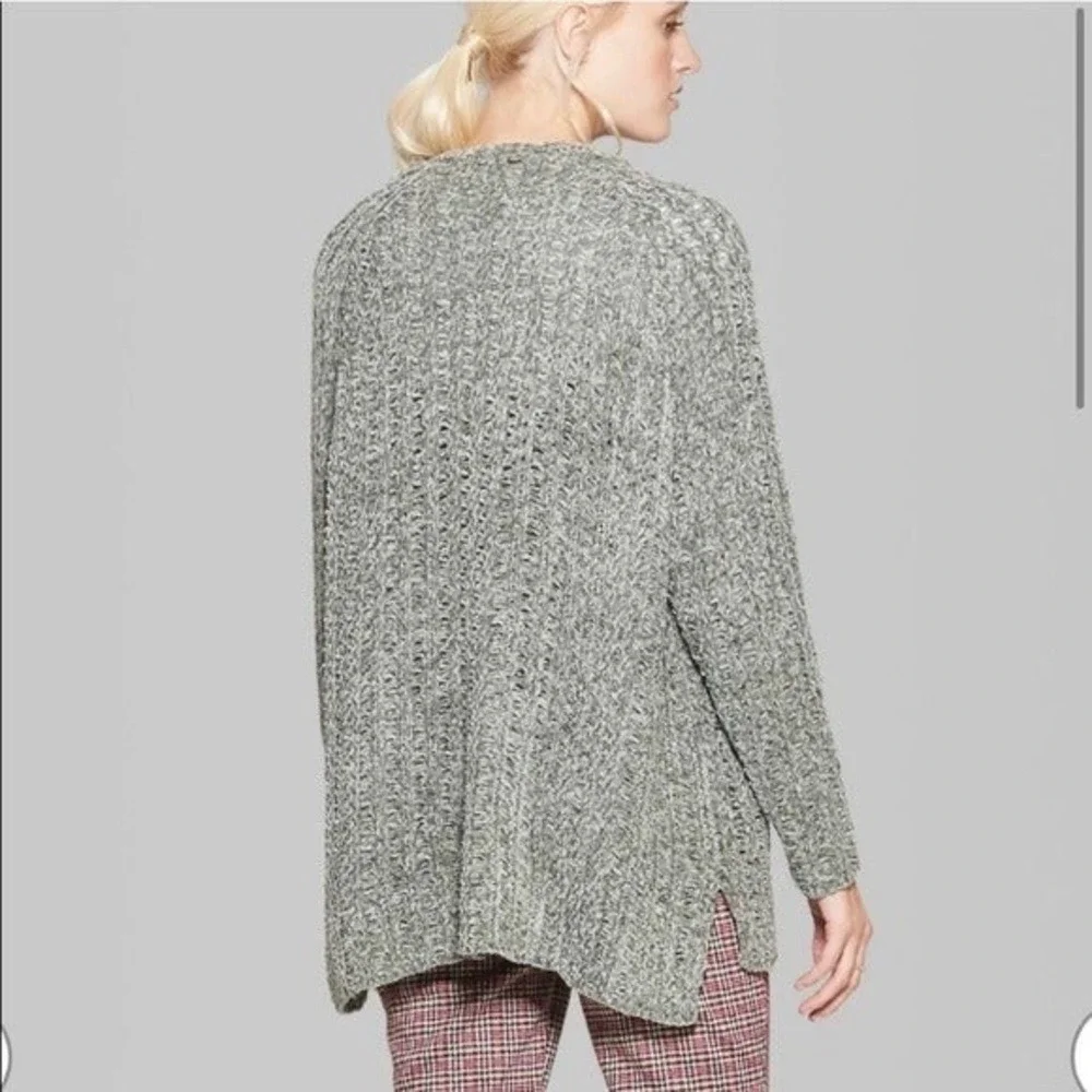 ⭐️ Wild Fable  Modern Minimalist‎ Green Knit Cardigan size M